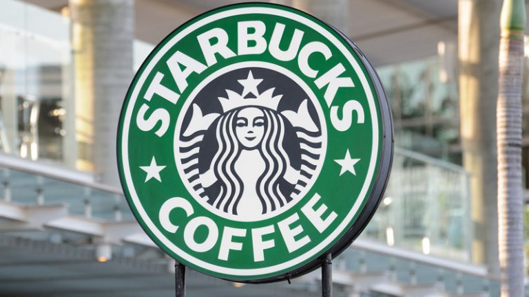 Starbucks Logo with blur background